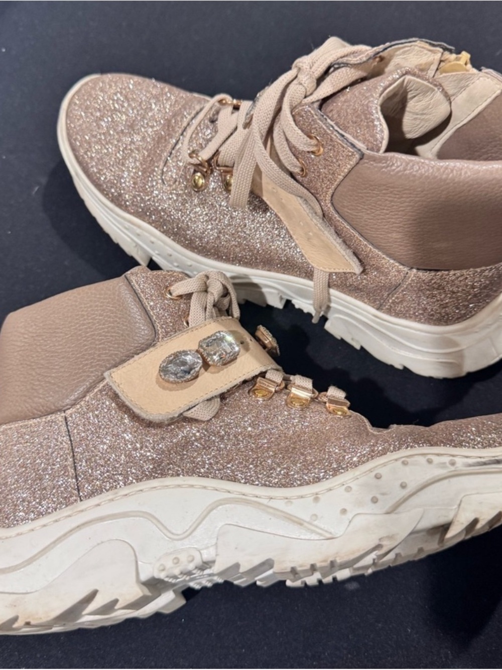 MonnaLisa Glittery Beige High-Top Sneakers